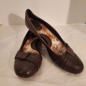 Born Hand Crafted Footwear Dark Brown Leather Slip on Flats in Size 9.5